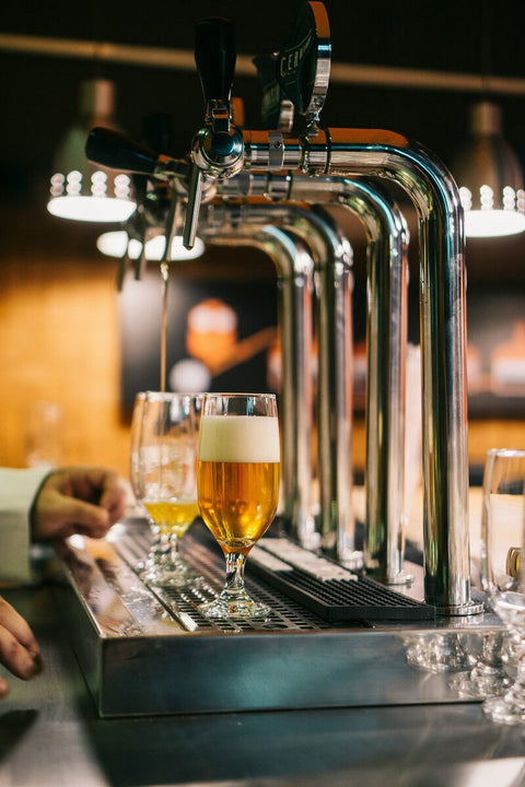 Is Your ‘Foreign’ Lager Really Foreign? The Debate Over UK-Brewed World Beers