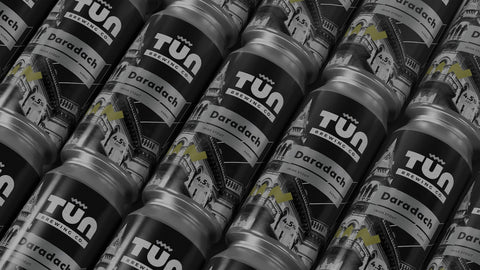 Flat lay of Tūn Brewing Co's Daradach Irish Stout showcasing their craft beer collection